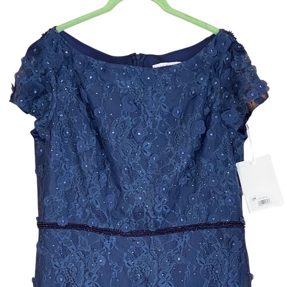 Mac Duggal Size 18 67711 NWT Blue Floral Applique Boat Neck Short Sleeve Gown - Picture 6 of 10